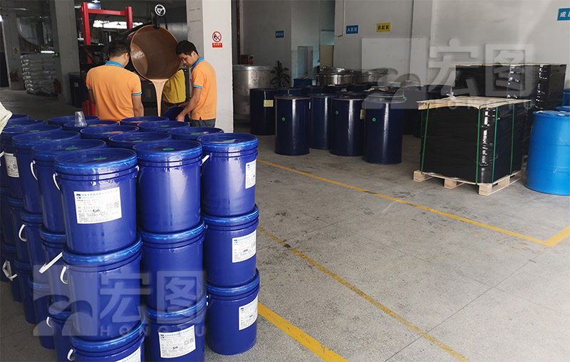 硅膠模具生產的產品顏色是怎么形成的？